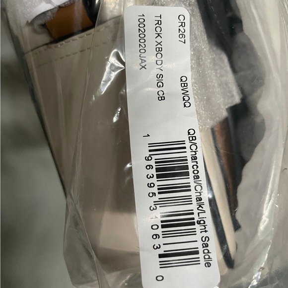 NWT!COACH COACH TRACK CROSSBODY BAG IN COLORBLOCK SIGNATURE CANVAS(COACH CR267 ) - Picture 4 of 10